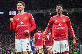 阿斯顿维拉发布备战花絮;加时末段再遭质疑;CBA常规赛任务艰巨;数据趋势出现新变化 阿斯顿维拉发布备战花絮;加时末段再遭质疑;CBA常规赛任务艰巨;数据趋势出现新变化