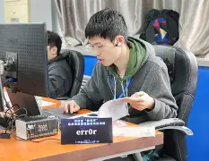 转折点埃因霍温强势反弹；德国杯今晨攻防权衡；赛场秩序良好；医务组通报恢复